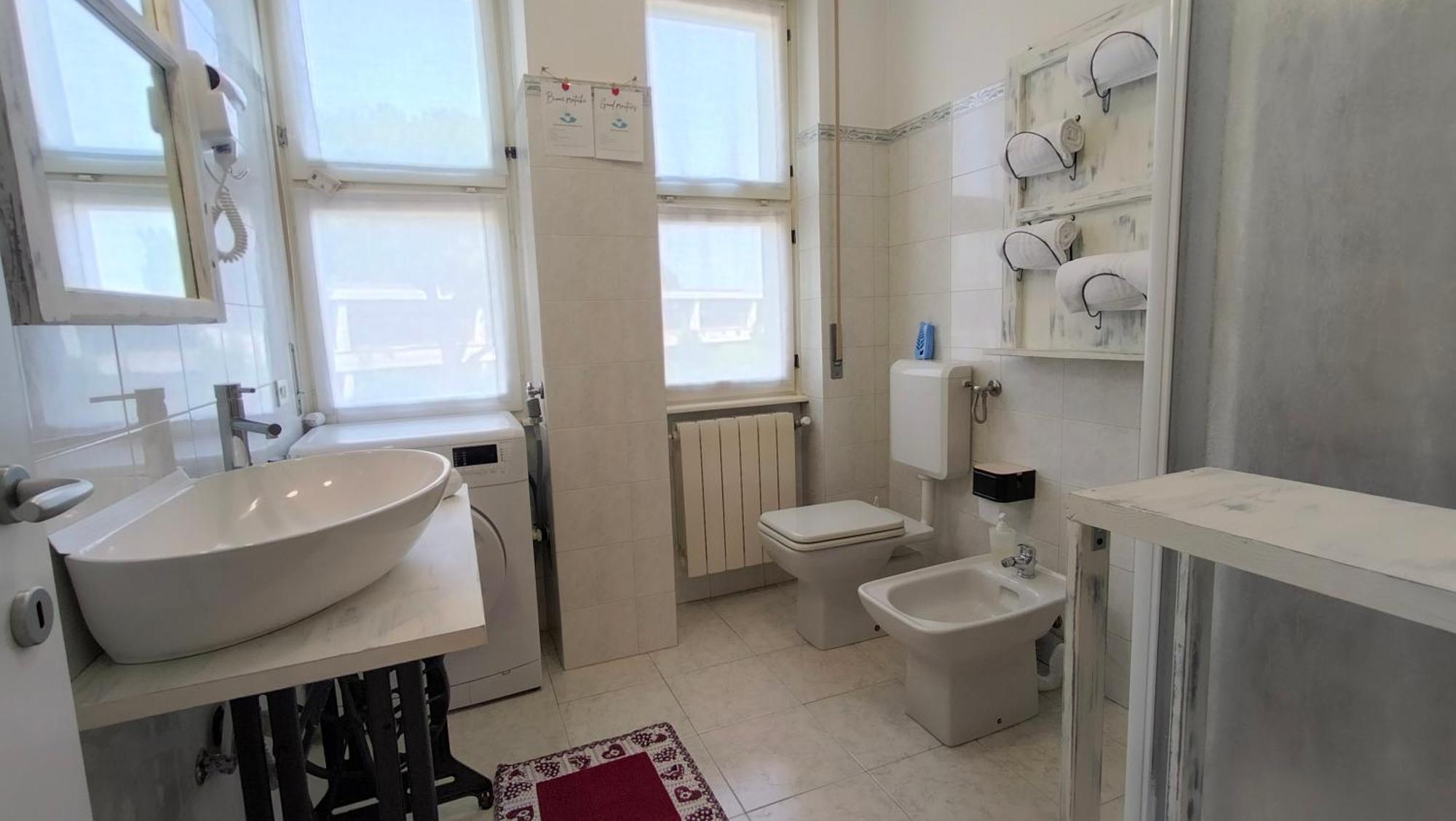Sweetheart Apartment 布斯托阿西齐奥 外观 照片